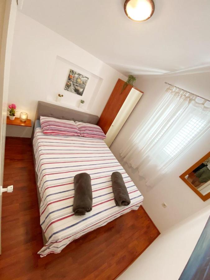 Apartman Beus Makarska Bagian luar foto