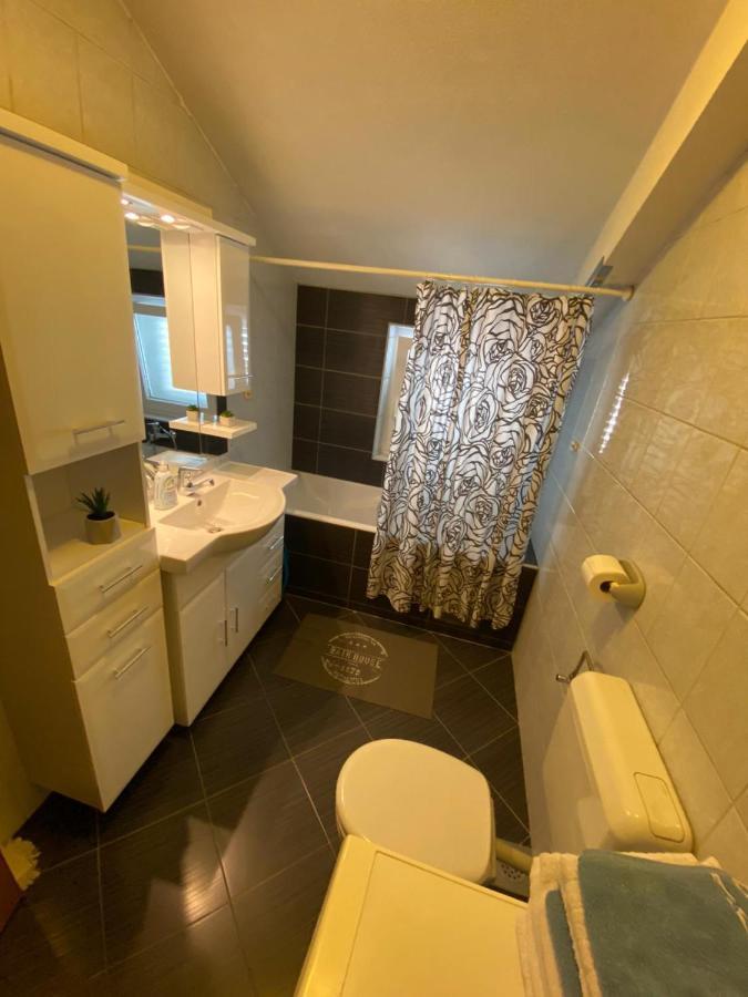 Apartman Beus Makarska Bagian luar foto