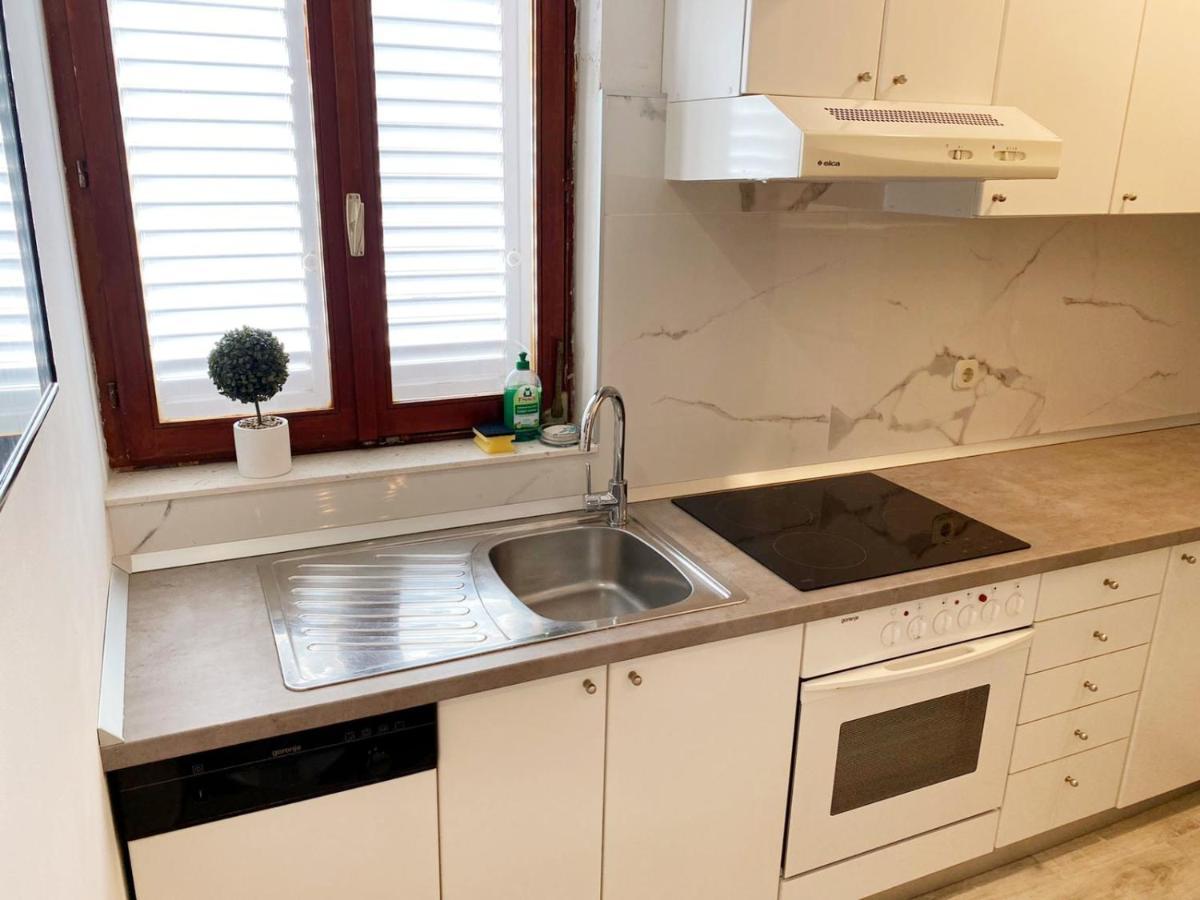 Apartman Beus Makarska Bagian luar foto