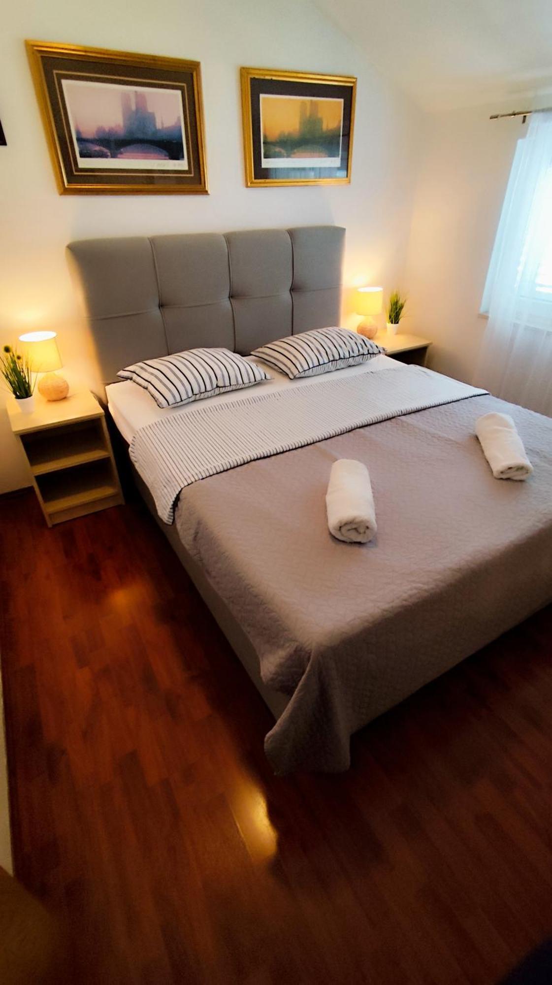 Apartman Beus Makarska Bagian luar foto