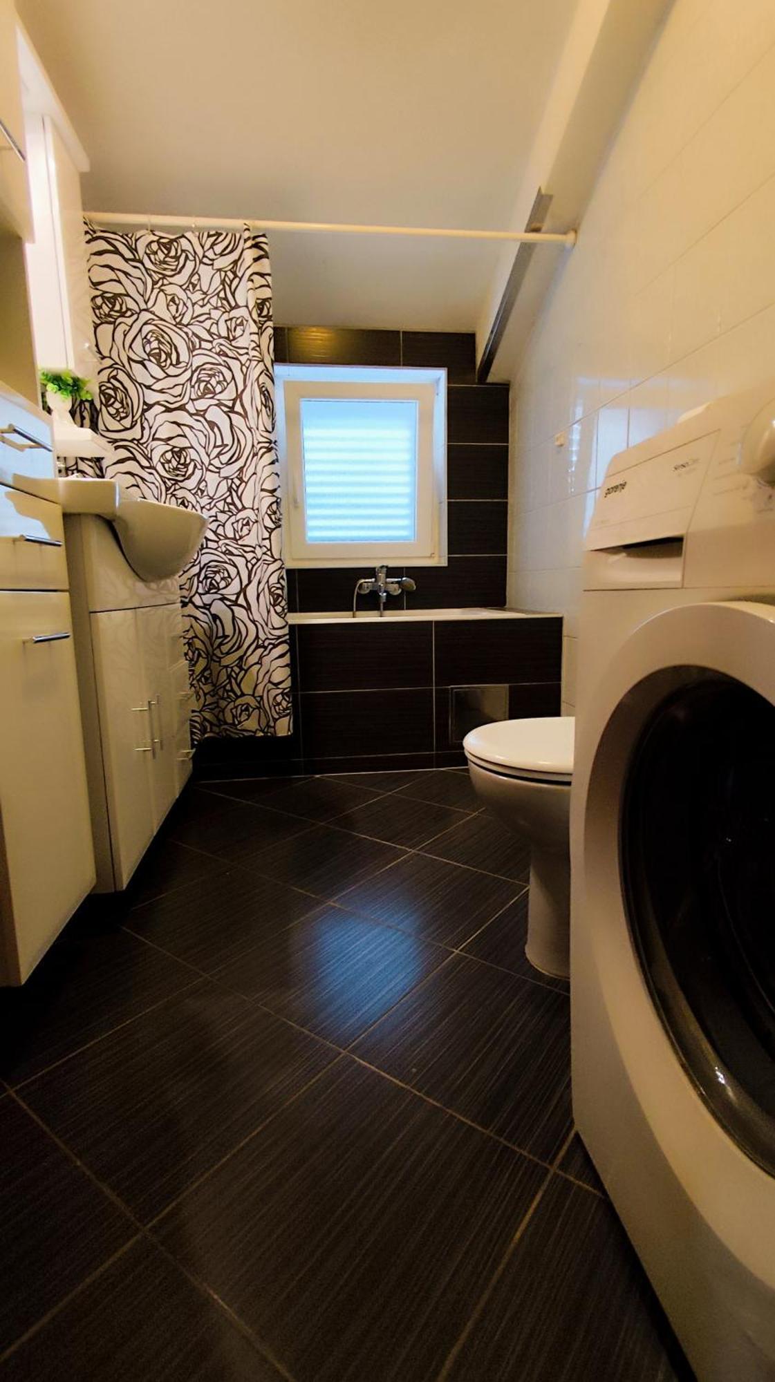 Apartman Beus Makarska Bagian luar foto